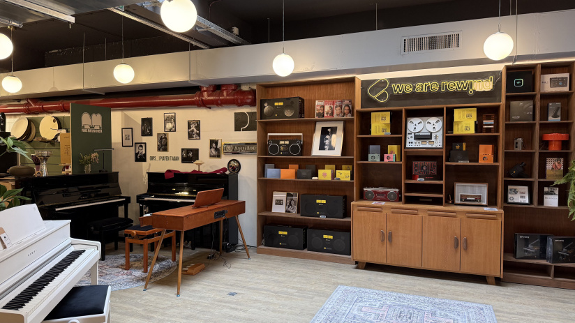 Paul Beuscher à Paris : l’adresse culte des musiciens rouvre avec guitares, concerts et studios