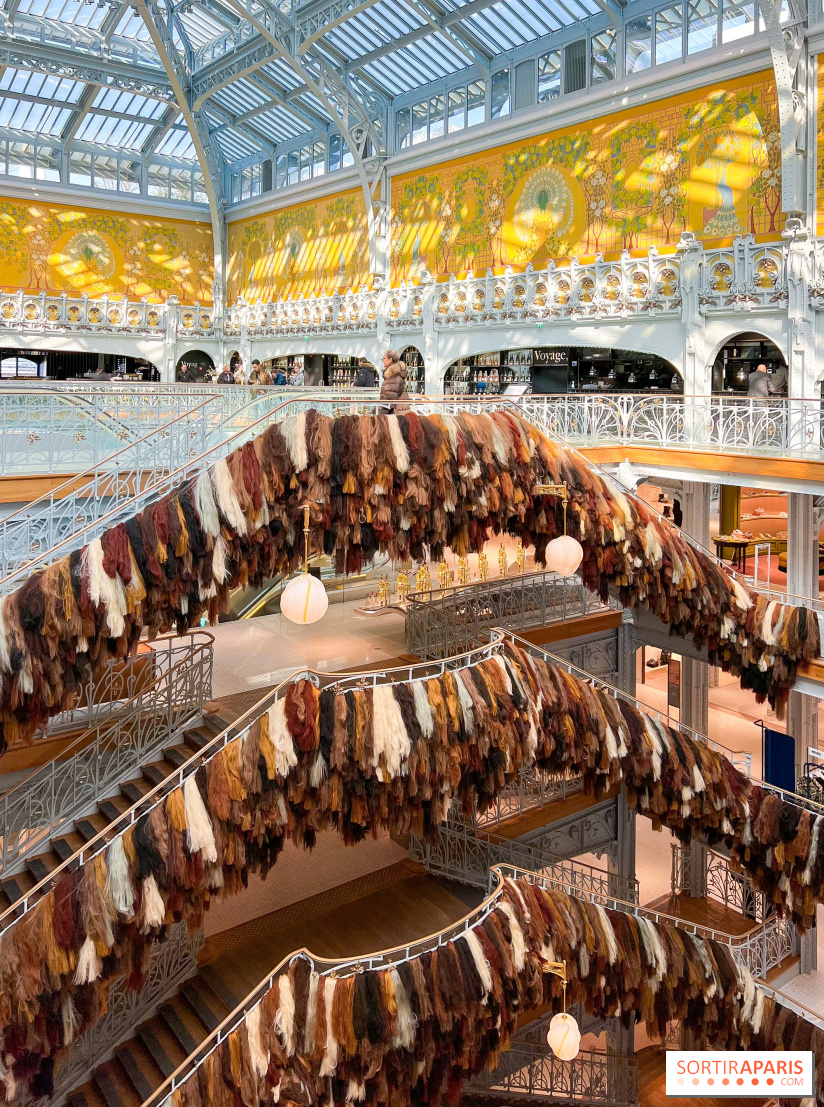 Paris à Poil(s) : carte blanche à l'artiste Charlie Le Mindu qui recoiffe la Samaritaine