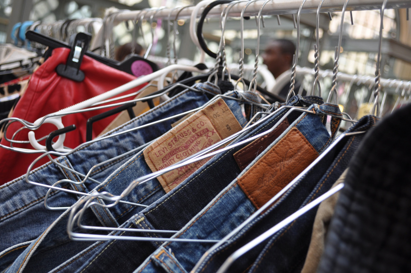 Vide-dressing Violette Sauvage 2023 : le temple de la seconde main de retour à Paris 