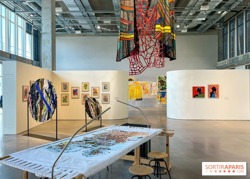 "Sur le fil : de Dakar à Paris", la nouvelle exposition mode & textile gratuite de la Galerie du 19M