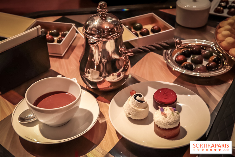 Le Boudoir, le comptoir à pâtisserie du Crillon