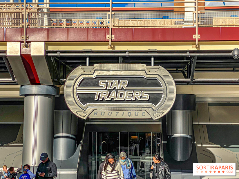 Visuels Disneyland Paris Star Traders