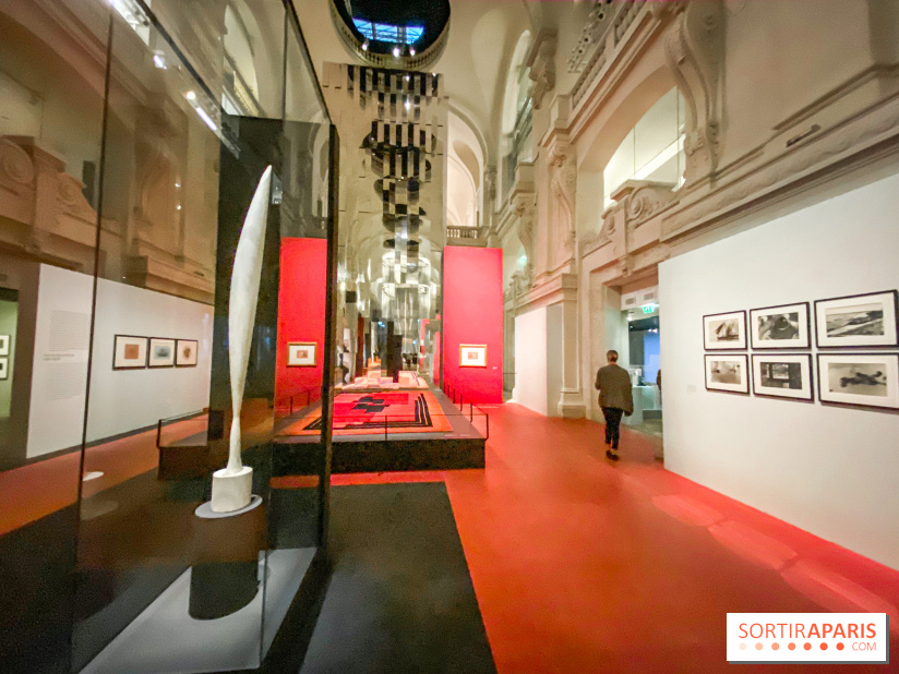 Album Photo : Yeshwant Rao Holkar II, Moderne Maharadjah au Musée des Arts Décoratifs