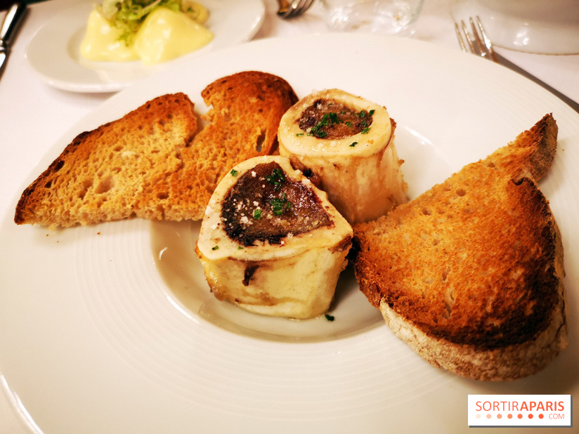 Batifol - Restaurant Paris 10 - Os à moelle, sel de Guérande et pain de campagne grillé