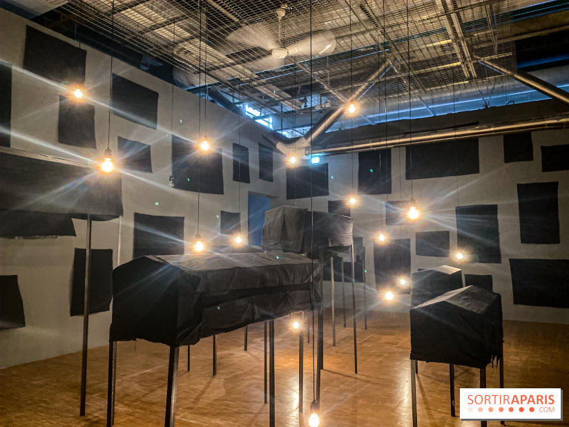 Christian Boltanski, Les Tombeaux et Les Concessions, 1996