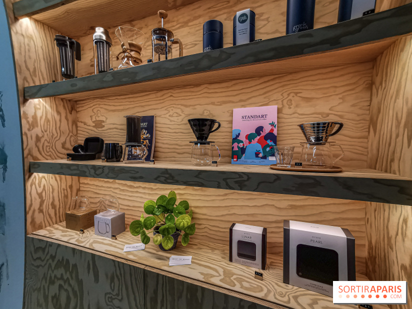 Back In Black coffee shop, les photos