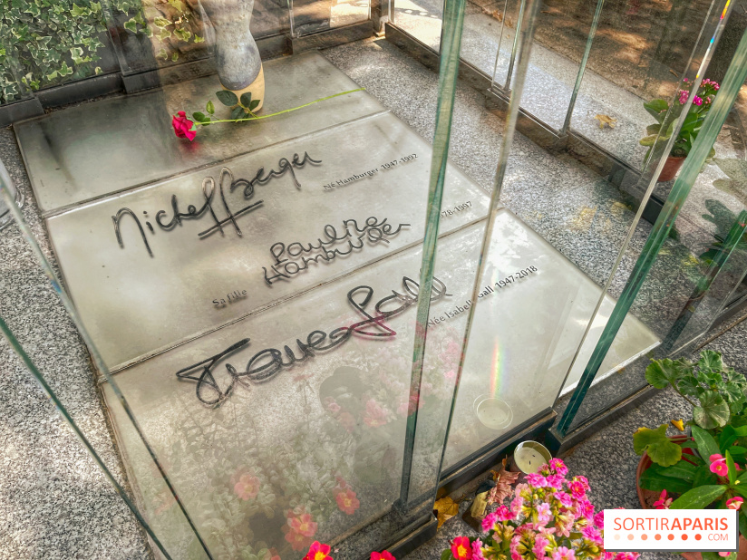 Cette tombe au Cimetière de Montmartre forme un petit arc-en-ciel au soleil, découvrez laquelle