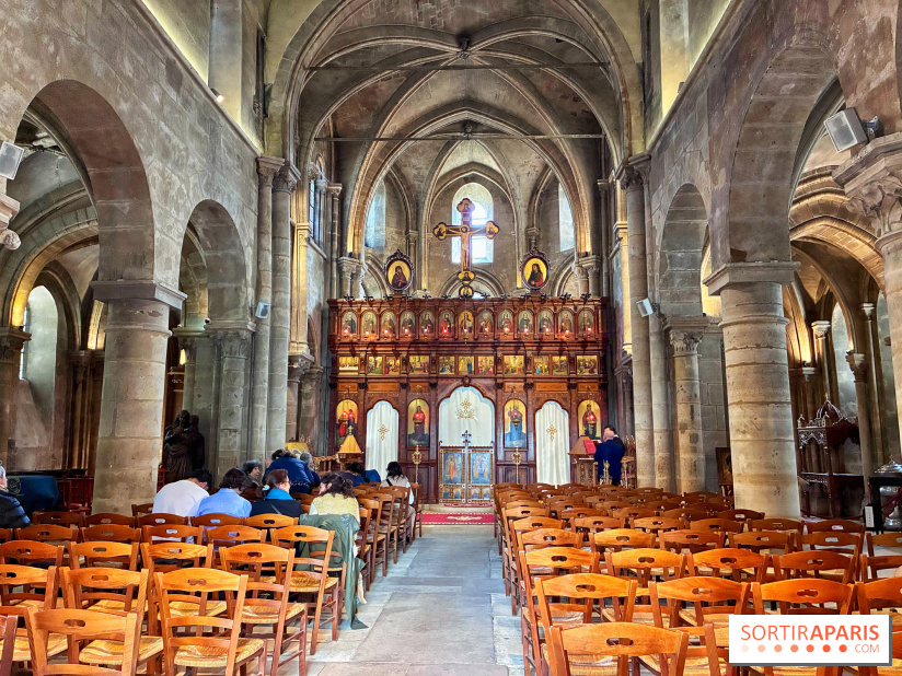 cette église en face de Notre-Dame 