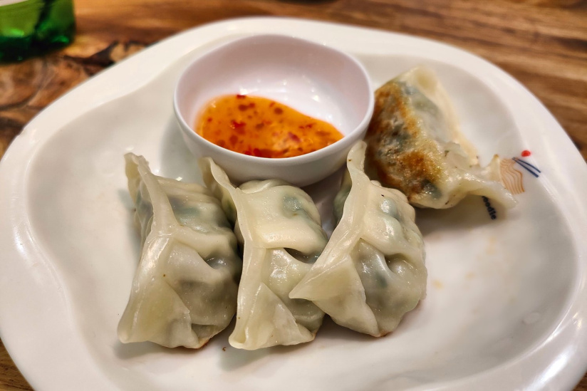 Oh my Noodle: homemade Chinese noodle soups close to the Champs-Elysées