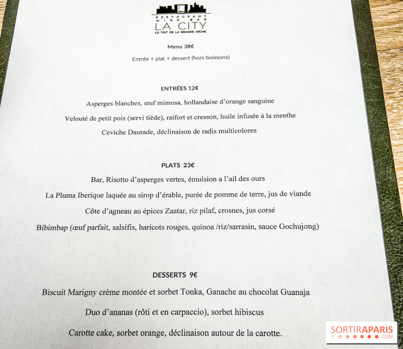 La City, le restaurant de la Grande Arche de La Défense