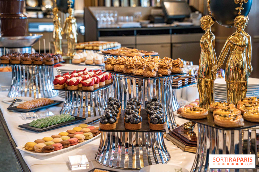 Photos : le Brunch royal du café de la Paix