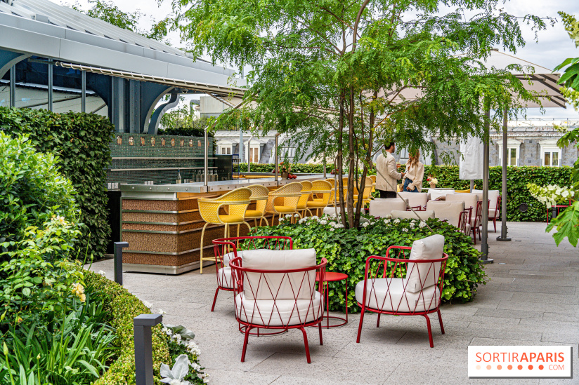 Le jardin estival sur les terrasses du cheval Blanc
