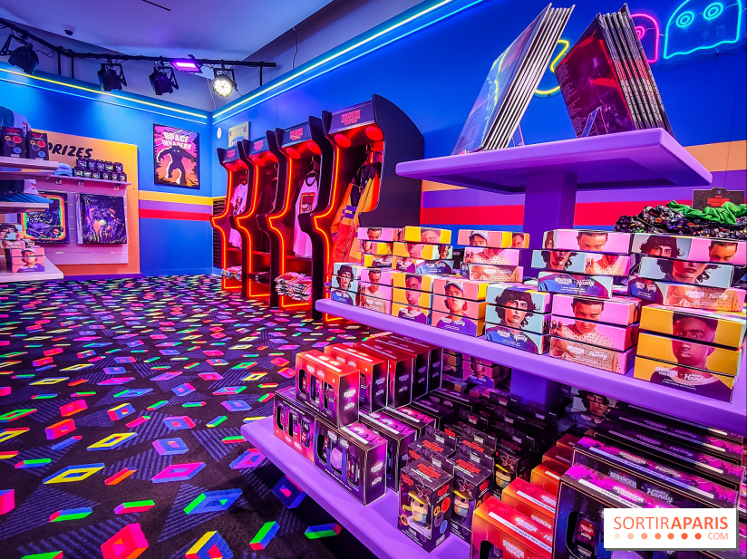 Stranger Things : un pop-up store éphémère inédit débarque sur les Champs-Elysées, nos photos