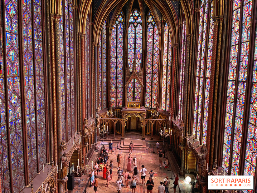 La Sainte-Chapelle et ses 1113 vitraux, un véritable joyau gothique à Paris