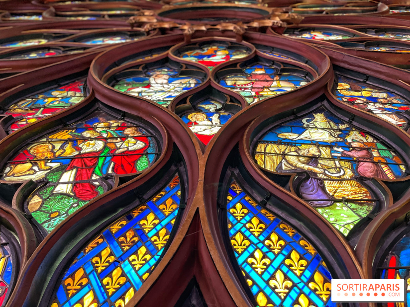 La Sainte-Chapelle et ses 1113 vitraux, un véritable joyau gothique à Paris
