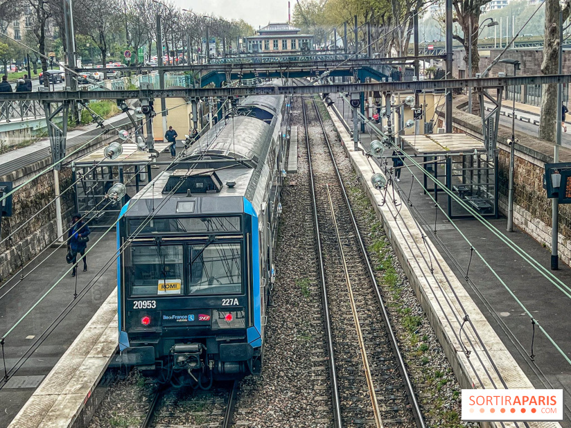 Visuels Paris - transport - train - sncf - rer