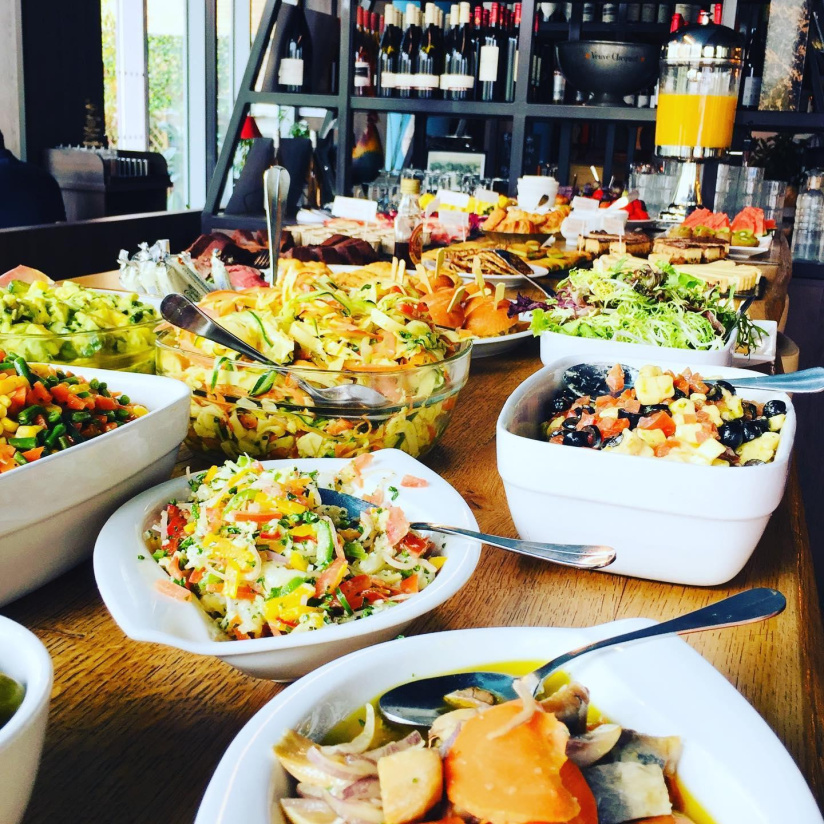 Le brunch kids friendly à volonté des 2 pianos, dans le 15e