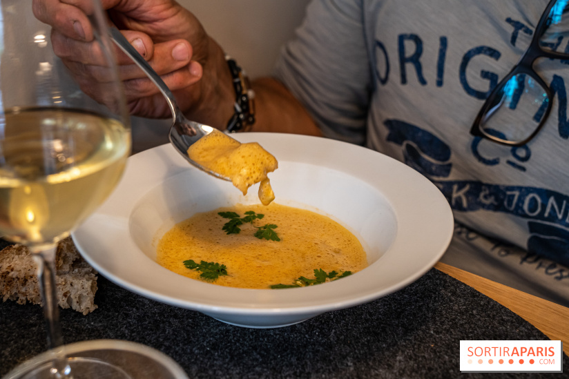 Pianovins restaurant Paris 11e - crème de crustacés - cocos de Paimpol