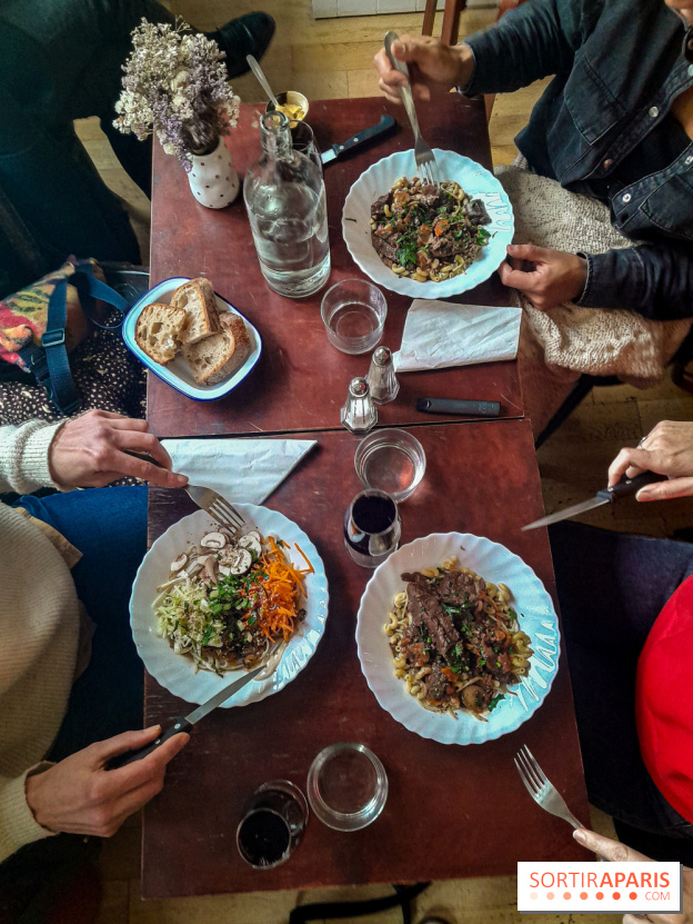 Un air de famille, le tiers-lieu intergénérationnel dans le 10e