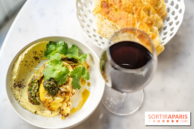 Alluma Restaurant - chou fleur doré - herbes