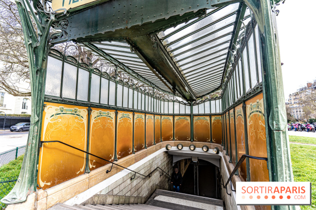 Le dernier édicule de type B d'Hector Guimard - Métro Porte Dauphine