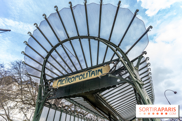  Le dernier édicule de type B d'Hector Guimard - Métro Porte Dauphine  -  A7C5192