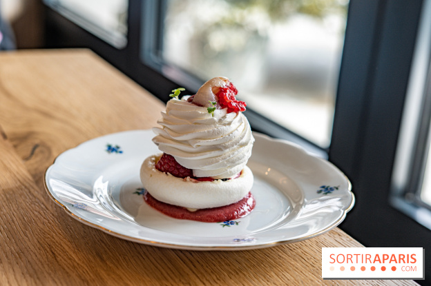 Papa Pool, le restaurant d'Arnaud Delvenne et Stéphane Rotenberg à Clamart - pavlova fruits rouges