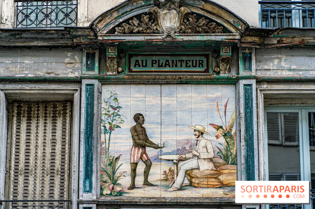 L'historique enseigne Au Planteur côté Montorgueil