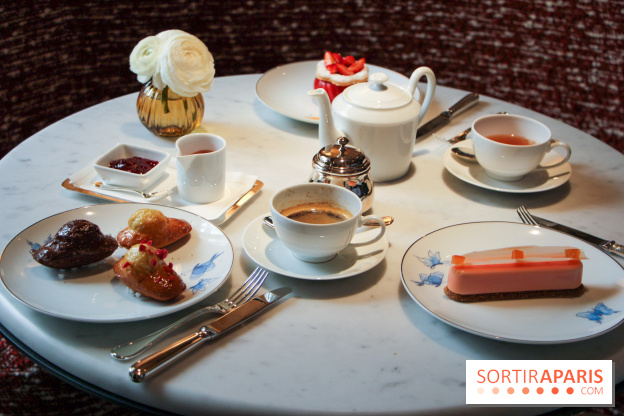 Butterfly Pâtisserie de Matthieu Carlin à l'Hôtel de Crillon - Table du Salon de Thé (4)