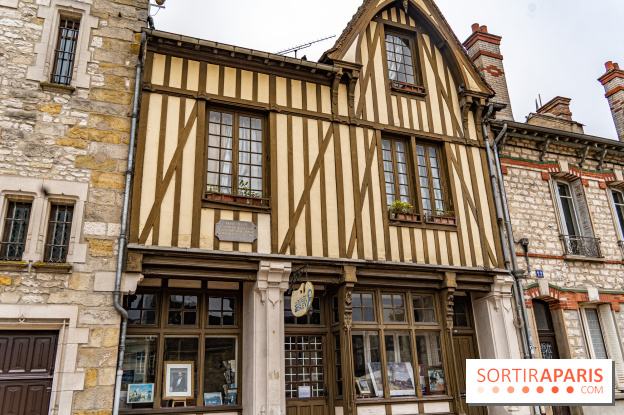 Moret-sur-Loing - citée médiévale - plus beaux détours de France