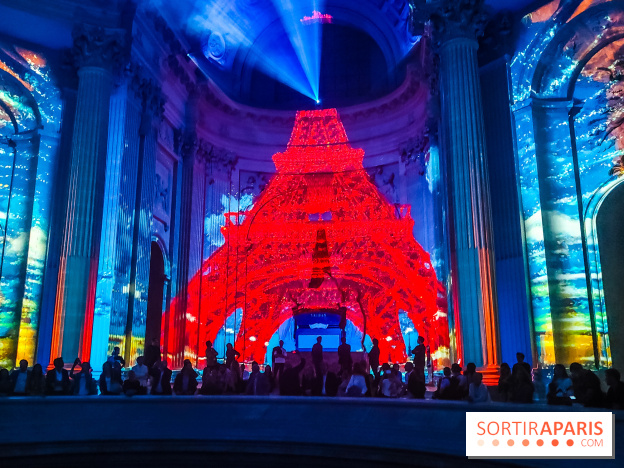 Aura, un spectacle son et lumières qui illumine le Dôme des Invalides - photos et vidéo