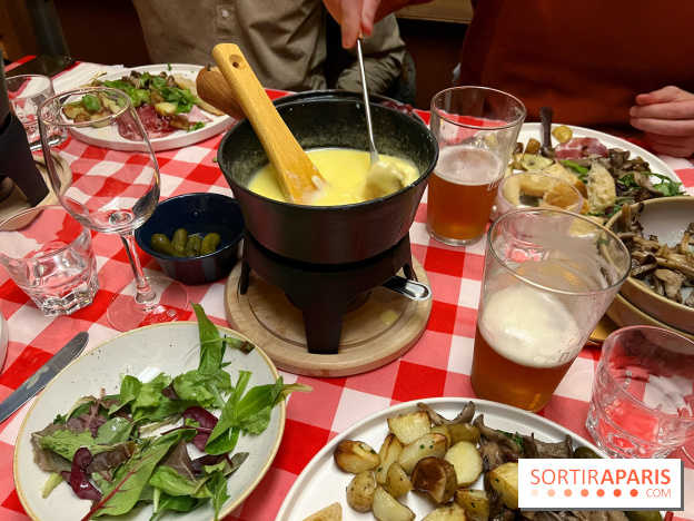 Fondue sur la terrasse d'hiver du Grand Quartier - 88F828FB A410 402F 9D63 EF33AC472130