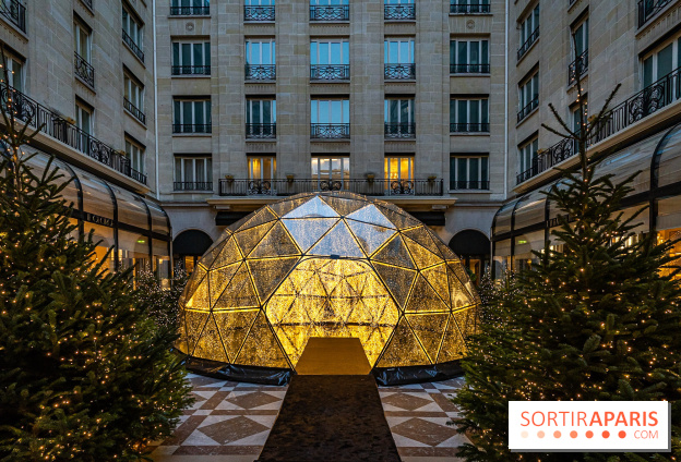 Le Four Seasons George V et ses décorations de fêtes