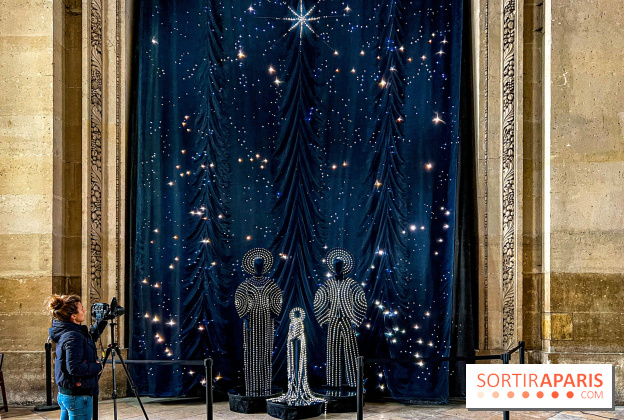 Astre, l'œuvre monumentale, mode, techno et lumineuse, à l'Eglise Saint Eustache pour les fêtes - image00009