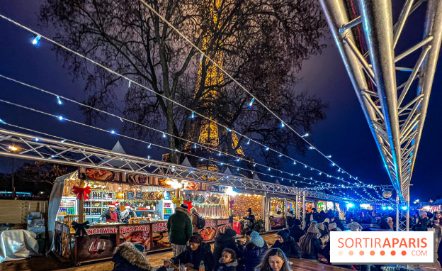Marché de Noël 2023 au pied de la tour Eiffel - Quai Jacques Chirac