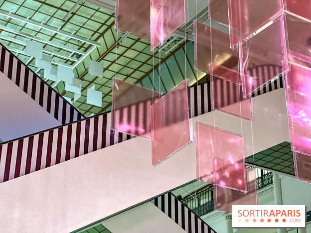 Aux Beaux Carrés, l'exposition de Daniel Buren au Bon Marché Rive Gauche