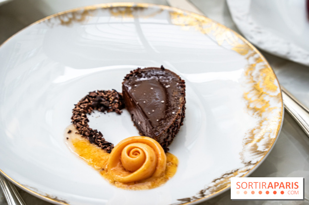 Tea Time de Saint-Valentin du Four Seasons George V Paris 2024 -  A7C5846