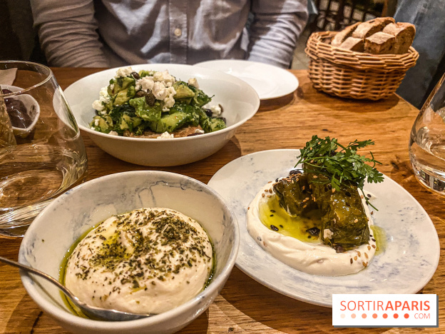 Etsi, la taverne grecque parisienne à découvrir dans le 18e