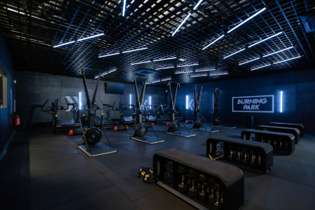 Fitness Park lance son cours spécial Hyrox dans ses Burning Park