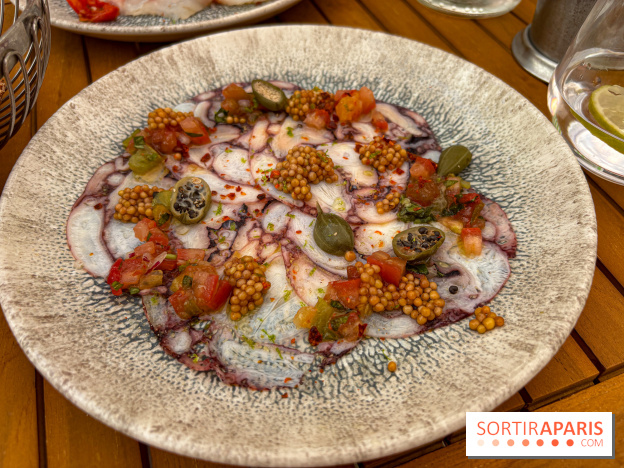 Une piscine éphémère s'installe au Hoxton Paris pour l'été