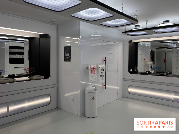 Poses : des cours de Pilates et Yoga dans le noir et en musique pour faire une pause 