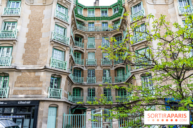 Insolite, la façade originale de la rue Blomet Paris 15e - photos