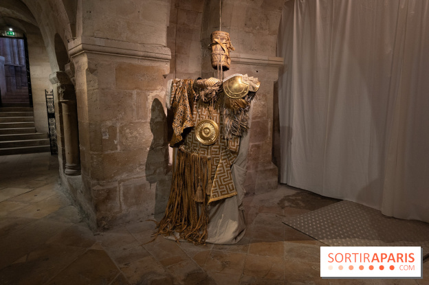 La Trêve la Basilique Saint-Denis, l'exposition costumes et photos de Sophie Comtet Kouyaté en mode jeux Olympique en Grèce Antique - A7C0577