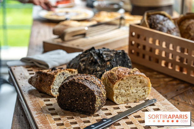 Le brunch maison de l'Auberge des 3 Hameaux, le fantastique brunch des Yvelines - pain