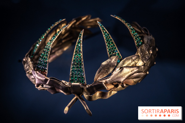 Exposition 'Bijoux de Scène de la Comédie Française' à l'hôtel historique de Mercy-Argenteau qui se dévoile