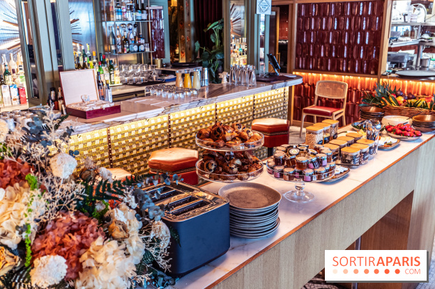 Brunch du Vesper Paris 7e - buffet à volonté et plats à table