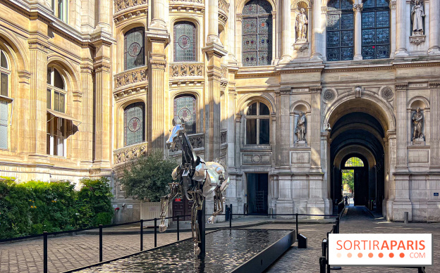 ZEUS, cheval métallique de la cérémonie d'ouverture des JO de Paris 2024 à l'Hôtel de Ville - image00029