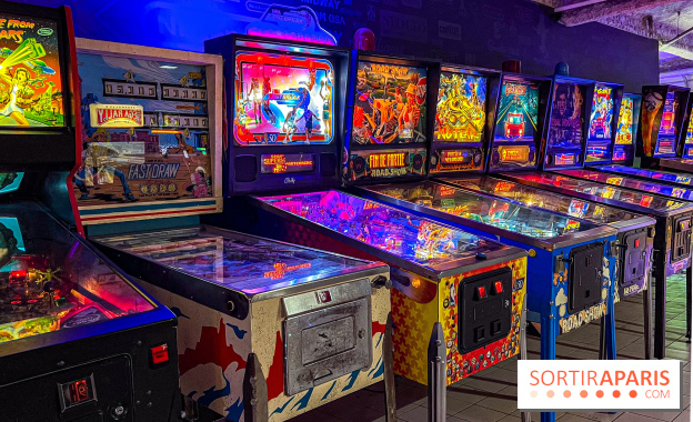 Musée Pop Central - voitures de cinéma et arcades vintage
