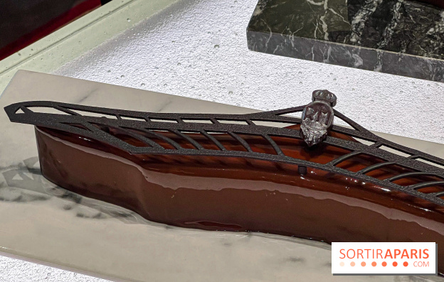 La Bûche de Noël 2024 du Royal Monceau Raffles Paris par Yazid Ichemrahen et Alexandre Favre - image00002