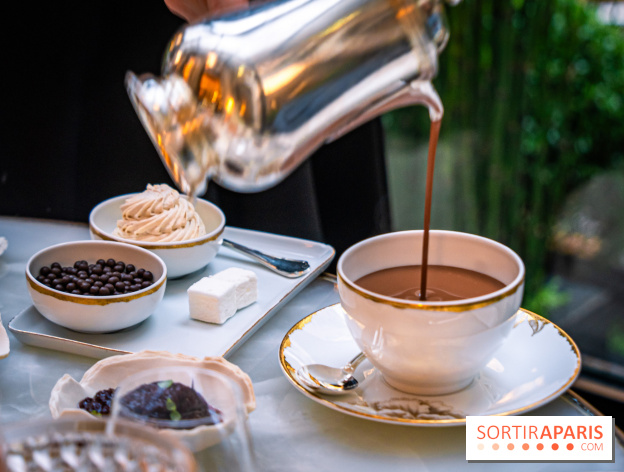 Le tea time de Noël du Four Seasons George V - photos